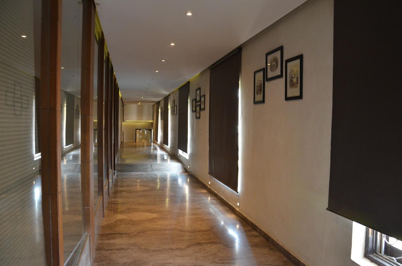 Hotel Aroma Inn Sirsa Dış mekan fotoğraf