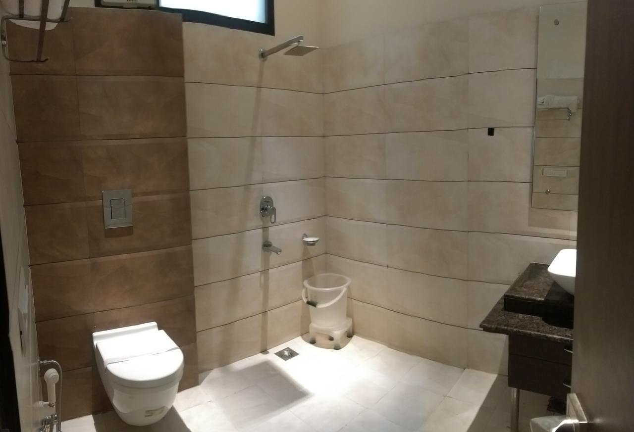 Hotel Aroma Inn Sirsa Dış mekan fotoğraf