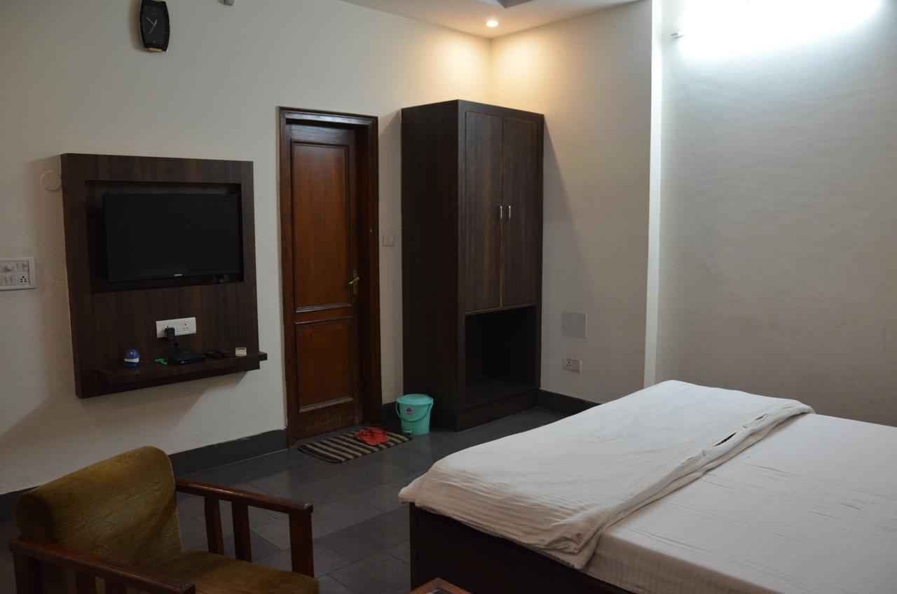 Hotel Aroma Inn Sirsa Dış mekan fotoğraf