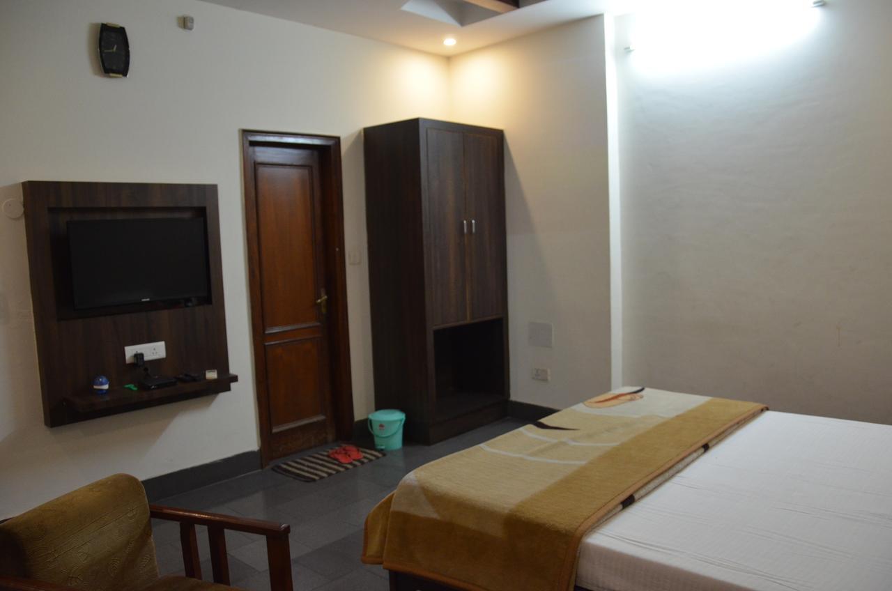 Hotel Aroma Inn Sirsa Dış mekan fotoğraf